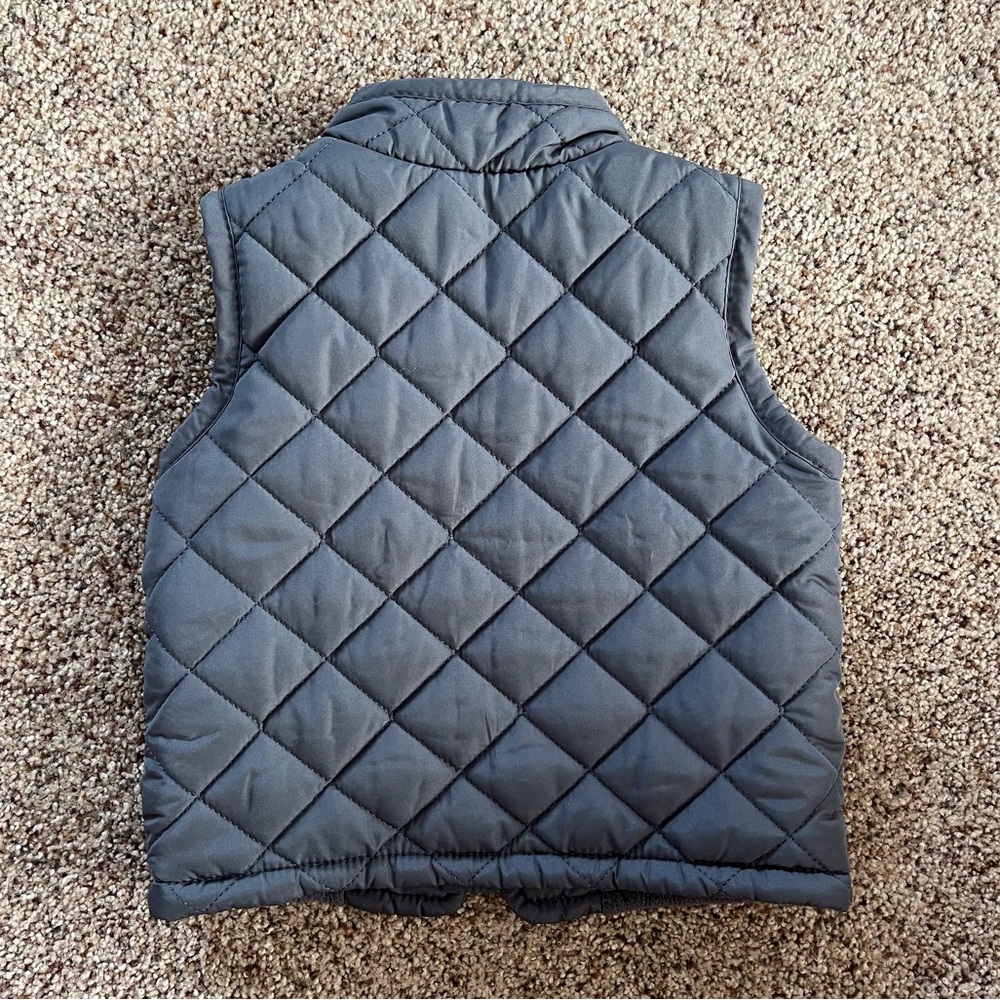 Vest - Picture 2 of 3